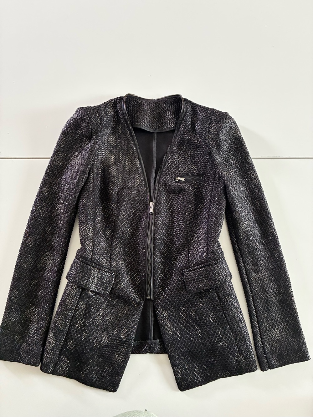 Black S Snake Print Stretchy Zip Up Ladies Jacket Blazer w/ Shoulder Pads EUC
